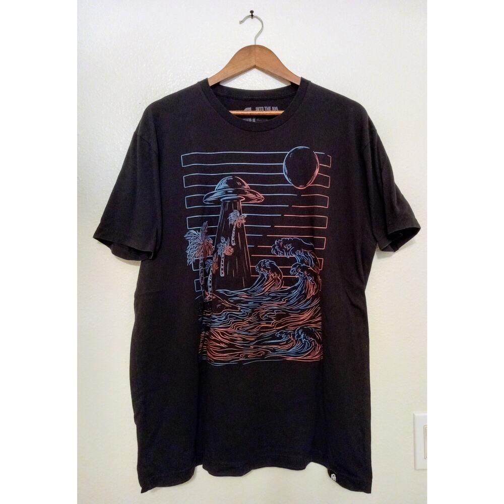 Into The AM Unnatural Forces Graphic T-Shirt Psychedelic UFO Palm Trees SZ XL
